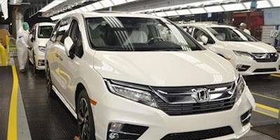 2018 Honda Odyssey Production Begins