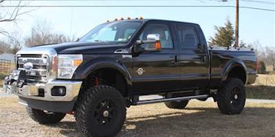 Black Ford F-250 Lifted
