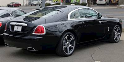 Black Rolls-Royce Wraith