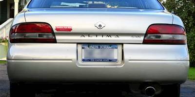 1997 Nissan Altima Rear by Zeratul256 on DeviantArt