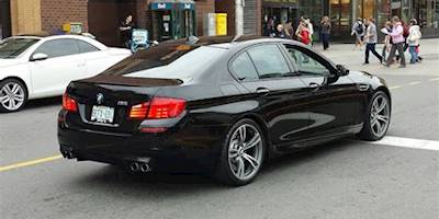 BMW M5 Black
