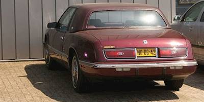 File:1991 Buick Riviera (8867846509).jpg - Wikimedia Commons