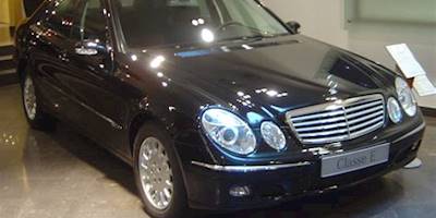 File:Mercedes Benz Classe E dsc06450.jpg