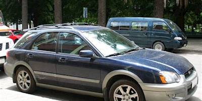 File:Subaru Impreza Outback Sport 2005.jpg - Wikimedia Commons