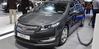 File:IAA 2013 Chevrolet Volt (9833800165).jpg - Wikimedia ...