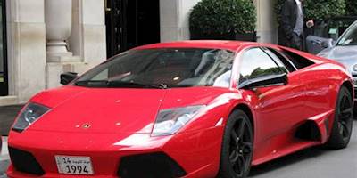 Red LP640 | Looking snazzy at the George V in Paris ...