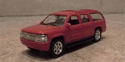 Chevrolet Suburban 2001 | Welly Scale: 1/60 | Sam | Flickr