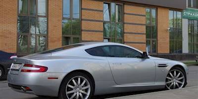 File:Aston Martin DB9 coupe 03.jpg - Wikimedia Commons