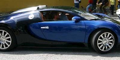 File:Bugatti Veyron-salzburg (9).jpg - Wikimedia Commons