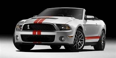 2011 Ford Shelby GT500 Features Lightweight Aluminum Engine