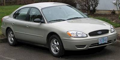 File:Ford Taurus (2005) (photograph by Theo, 2006).jpg ...