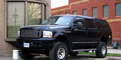 Lifted Ford Excursion | One of the Last shots taken with ...