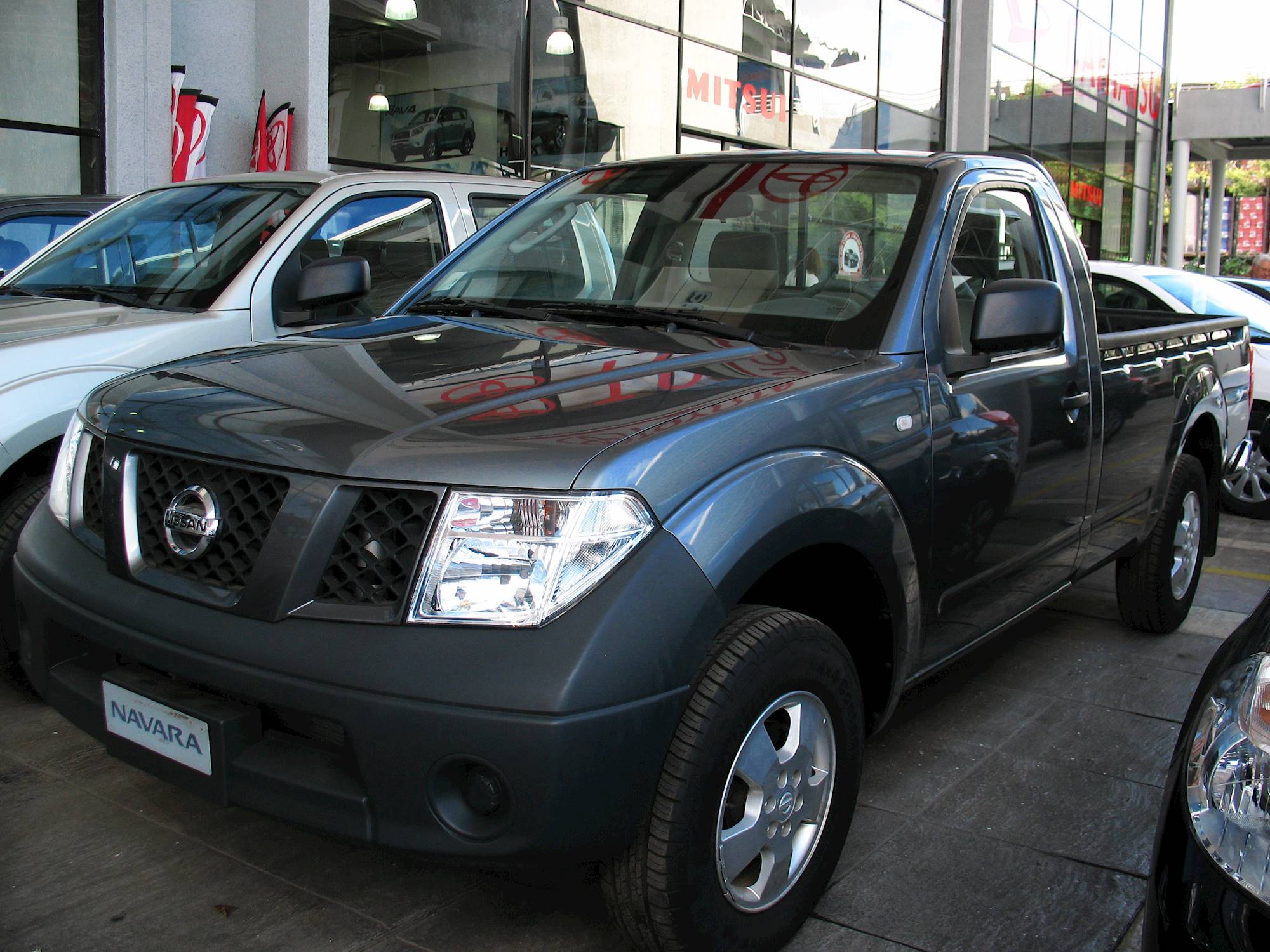 Suzuki Equator Crew Cab