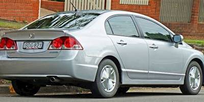File:2006-2008 Honda Civic Hybrid sedan (2011-03-10) 02 ...