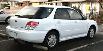 File:2005-2007 Subaru Impreza rear.jpg - Wikimedia Commons