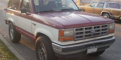 File:'89-'90 Ford Bronco II XLT.JPG - Wikimedia Commons