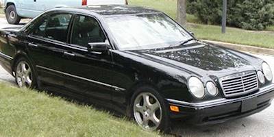 1996 Mercedes-Benz E320