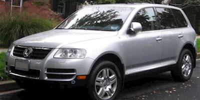 File:1st Volkswagen Touareg -- 10-12-2011.jpg - Wikimedia ...
