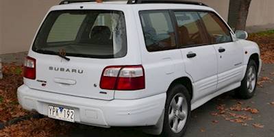File:2000 Subaru Forester (SF5 MY00) GT wagon (2015-07-10 ...