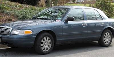 File:98-07 Ford Crown Victoria LX.jpg - Wikimedia Commons