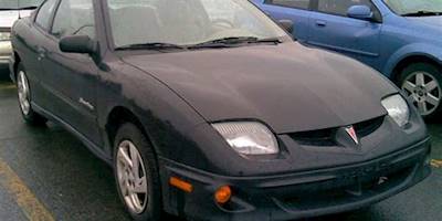 File:2000-2002 Pontiac Sunfire Coupe.jpg - Wikimedia Commons