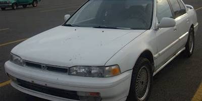 File:1990-1991 Honda Accord Sedan .JPG - Wikimedia Commons
