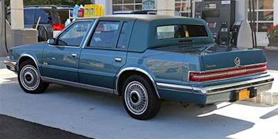 File:1993 Chrysler Imperial (rear left).jpg - Wikimedia ...