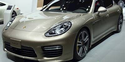 Porsche Panamera Executive Turbo S