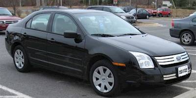 File:2006-2007 Ford Fusion 2.jpg - Wikimedia Commons