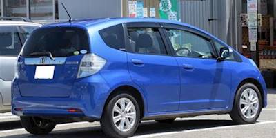 File:Honda Fit Hybrid Navi Premium selection Rear 0231.JPG ...