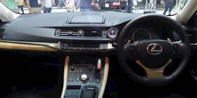 Lexus CT 200H Interior