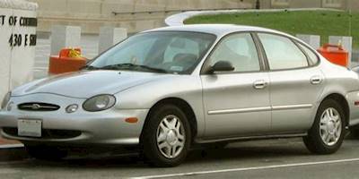 1999 Ford Taurus Sedan