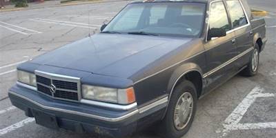 File:'91-'93 Dodge Dynasty.JPG - Wikimedia Commons