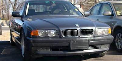 2000 BMW 740I