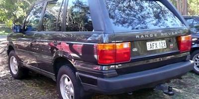 File:1995-1998 Land Rover Range Rover (P38A) 4.0 SE wagon ...