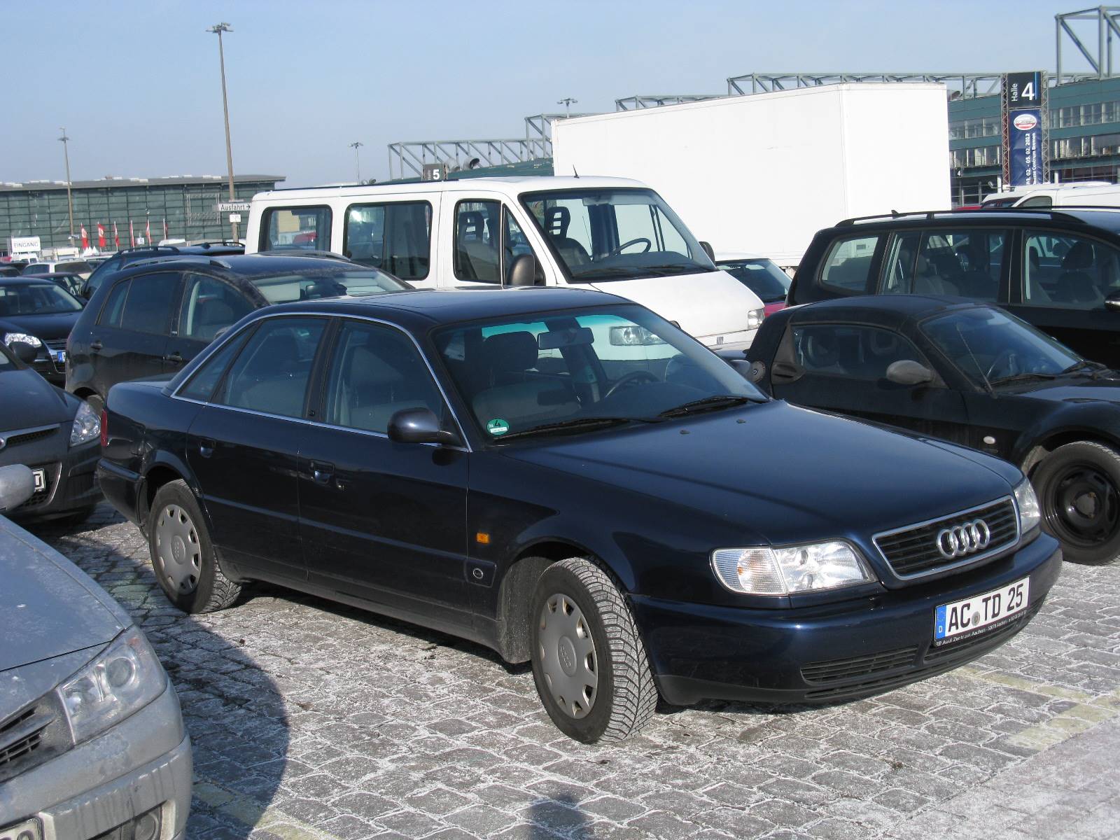 Audi 100 I — Wikipédia