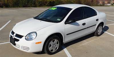 White 2004 Dodge Neon SE