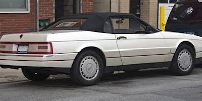 File:1991 Cadillac Allanté rear.jpg - Wikimedia Commons