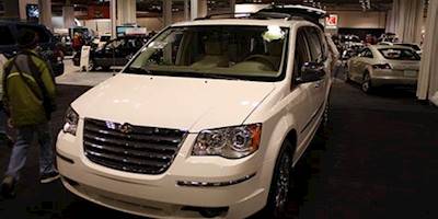 2009 Chrysler Town and Country | Flickr - Photo Sharing!