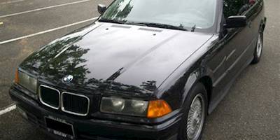 File:1993 bmw 325is front left.jpg - Wikimedia Commons