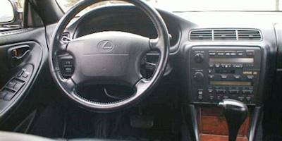 1995 Lexus ES300 Interior