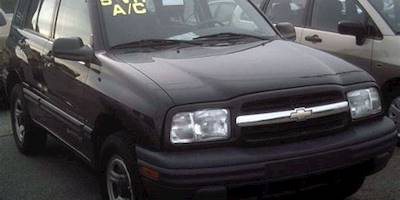 File:2001 Chevrolet Tracker.JPG - Wikimedia Commons