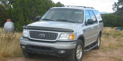 Silver Ford Expedition