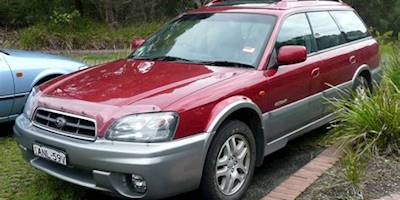 File:2003 Subaru Outback (BH9 MY03) Luxury station wagon ...