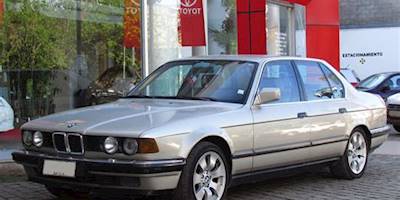 BMW E32 – Wikipedia