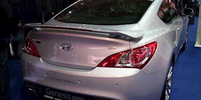 File:Hyundai Genesis Coupe rear Poznan 2011.jpg ...