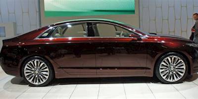 File:Lincoln MKZ concept WAS 2012 0509.JPG - Wikipedia