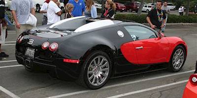 Red and Black Bugatti Veyron