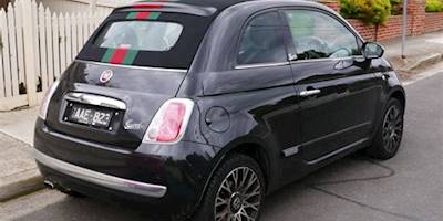 File:2013 Fiat 500C by Gucci convertible (2015-05-29) 02 ...