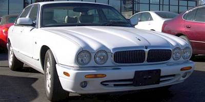 1999 Jaguar XJ8